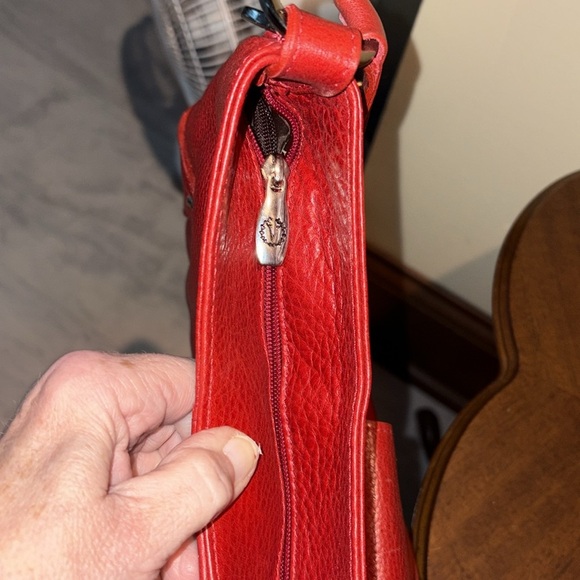Valentina  leather convertible bag shoulder or Crossbody bag  Red/Silvertone NWT - Picture 16 of 16